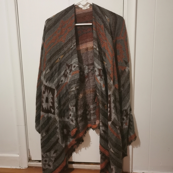 Poncho - Picture 1 of 1